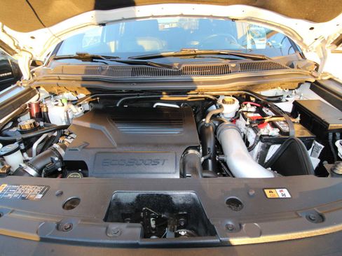 Used 2019 Ford Explorer Sport w/ Equipment Group 401A image 12