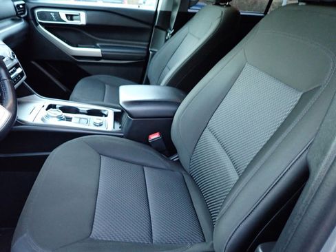 Used 2023 Ford Explorer XLT w/ Class IV Trailer Tow Package image 18