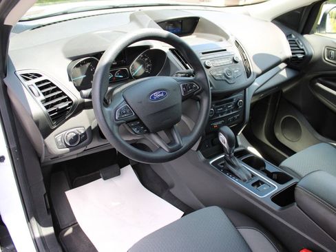 Used 2018 Ford Escape SE AWD/4WD image 8