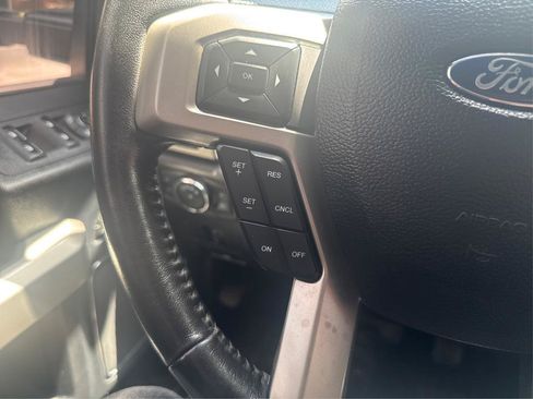 Used 2021 Ford F350 Lariat w/ Tremor Off-Road Package AWD/4WD image 32