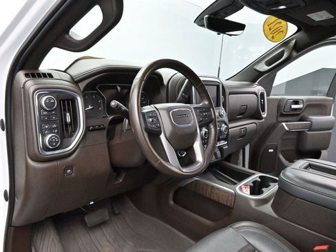 Used 2021 GMC Sierra 2500 Denali w/ Denali Ultimate Package AWD/4WD image 16