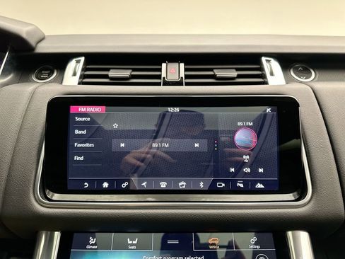 Used 2022 Land Rover Range Rover Sport HSE Silver Edition image 23