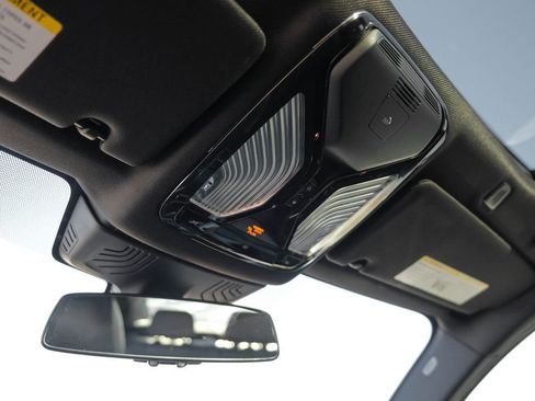 Used 2019 BMW 530i xDrive image 23