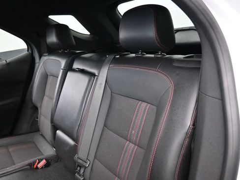 Used 2023 Chevrolet Equinox RS FWD image 28