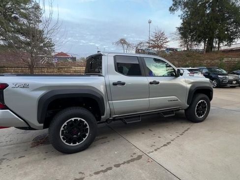 New 2026 Toyota Tacoma TRD Off-Road w/ TRD Off Road Premium Package image 7