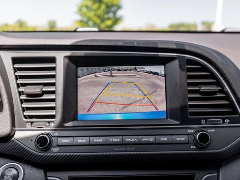 Used 2018 Hyundai Elantra Sport FWD image 28