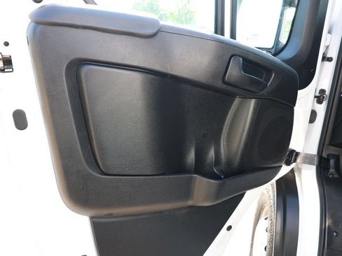 Used 2023 RAM ProMaster 2500 FWD image 10