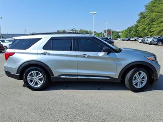 Used 2021 Ford Explorer XLT video 2