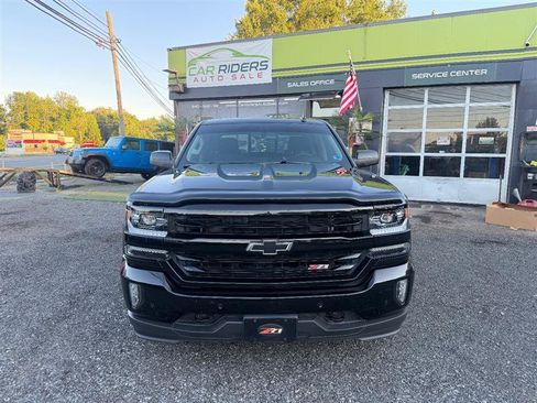 Used 2017 Chevrolet Silverado 1500 LTZ Z71 w/ LTZ Plus Package AWD/4WD image 2
