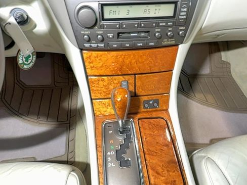 Used 2002 Lexus LS 430 image 25