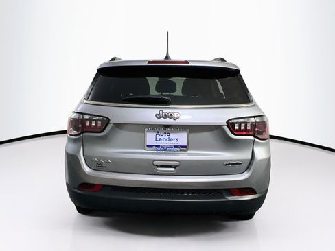 Used 2023 Jeep Compass Latitude AWD/4WD image 6