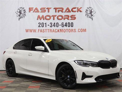 Used 2020 BMW 330i xDrive Sedan w/ Convenience Package image 3