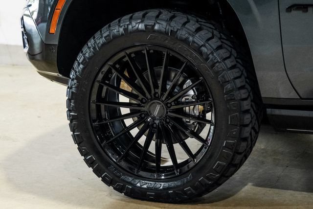 Used 2026 GMC Yukon AT4 Ultimate AWD/4WD image 9