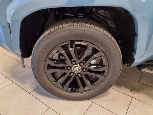 New 2025 Toyota 4Runner 4WD image 30