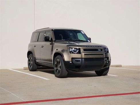 New 2026 Land Rover Defender 110 X-Dynamic SE image 2