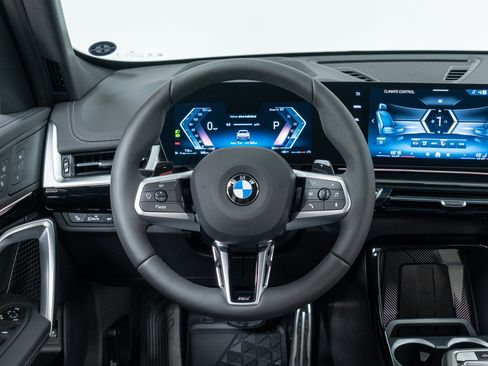 New 2026 BMW X1 xDrive28i w/ Technology Package image 17