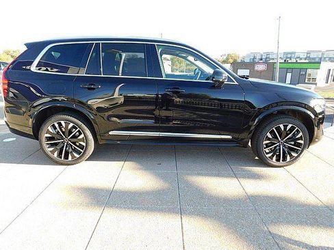 New 2026 Volvo XC90 B5 Plus w/ Protection Package AWD/4WD image 7