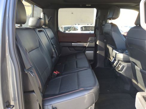 Used 2022 Ford F150 Lariat w/ Max Trailer Tow Package image 33