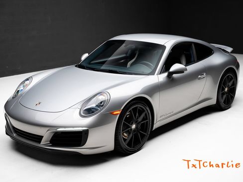 Used 2018 Porsche 911 Carrera RWD image 1