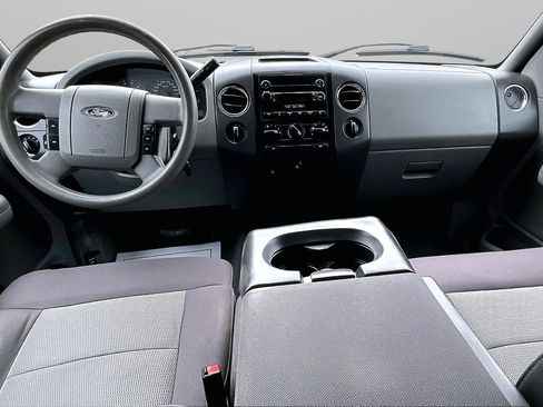 Used 2004 Ford F150 XLT image 13