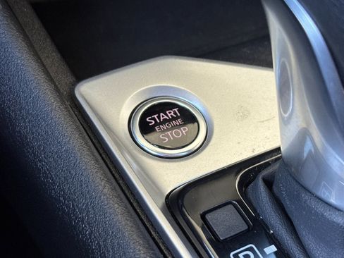 Used 2025 Nissan Altima 2.5 SV FWD image 31