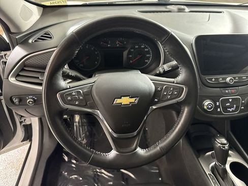 Used 2020 Chevrolet Malibu RS image 10