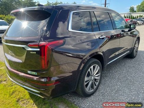 Used 2021 Cadillac XT6 Premium Luxury FWD image 3