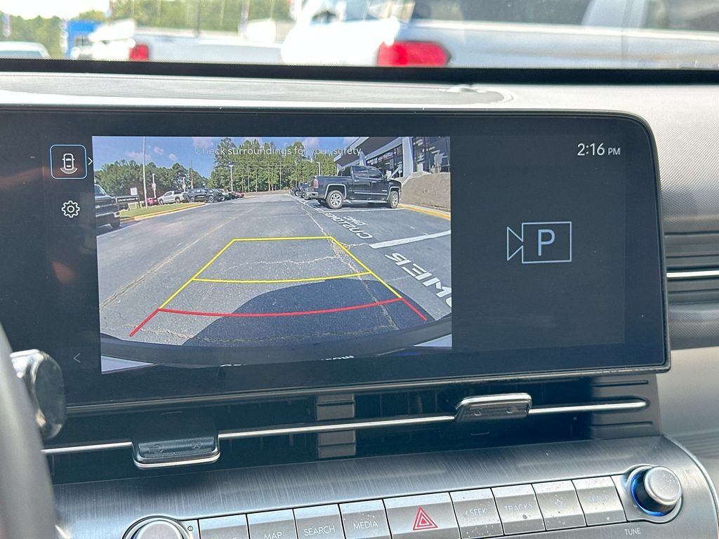 Used 2025 Hyundai Kona SEL FWD image 23