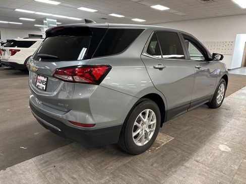 Used 2024 Chevrolet Equinox LT image 12