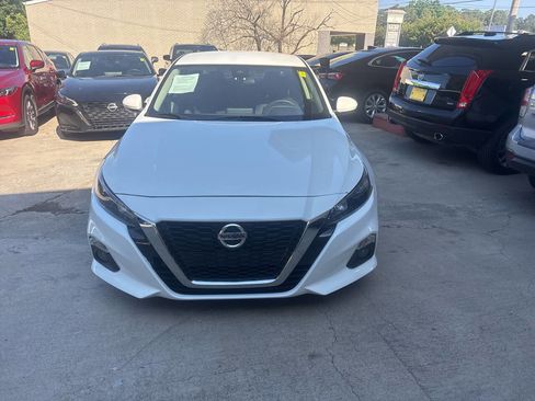 Used 2022 Nissan Altima 2.5 S FWD image 4