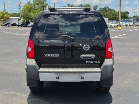 Used 2015 Nissan Xterra PRO-4X AWD/4WD image 6