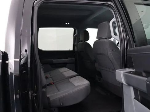 Used 2022 Ford F150 XLT w/ Equipment Group 302A High AWD/4WD image 18
