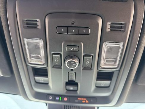 Used 2024 GMC Yukon Denali Ultimate w/ LPO, Floor Liner Package AWD/4WD image 25