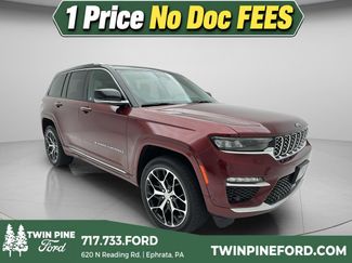 Used 2023 Jeep Grand Cherokee Summit AWD/4WD video 1