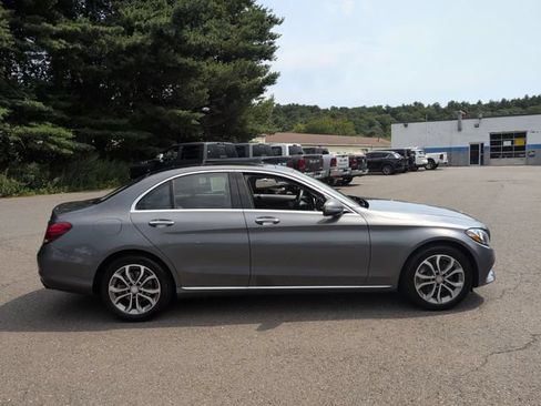 Used 2017 Mercedes-Benz C 300 4MATIC Sedan image 4