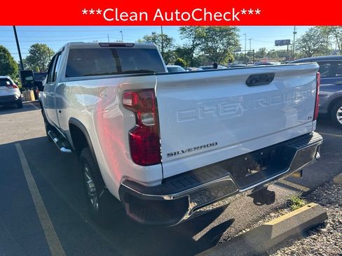 Used 2020 Chevrolet Silverado 2500 LT w/ Convenience Package AWD/4WD image 4