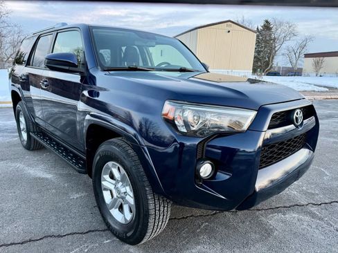 Used 2016 Toyota 4Runner 4WD image 3