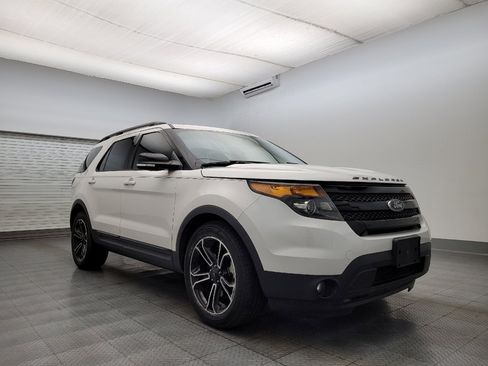 Used 2015 Ford Explorer Sport w/ Equipment Group 401A image 13