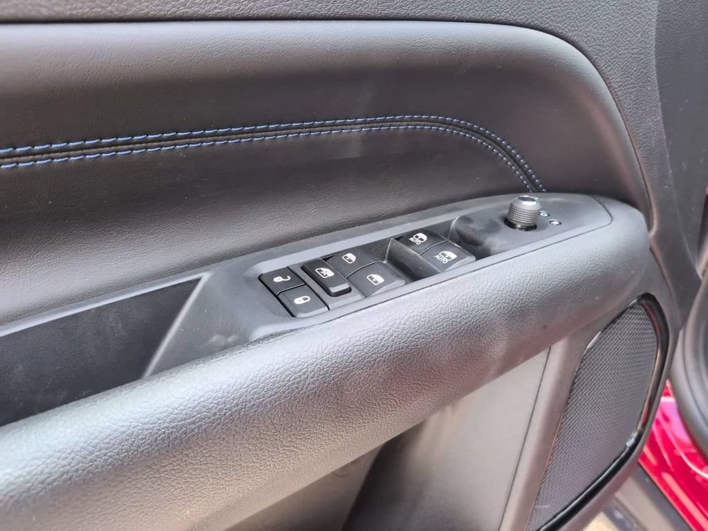 New 2026 Jeep Compass Latitude AWD/4WD image 19