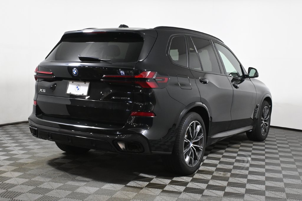 Certified 2024 BMW X5 xDrive50e w/ M Sport Package AWD/4WD image 7