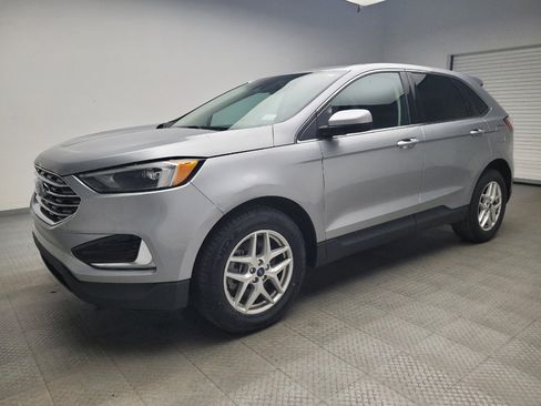 Used 2022 Ford Edge SEL image 2