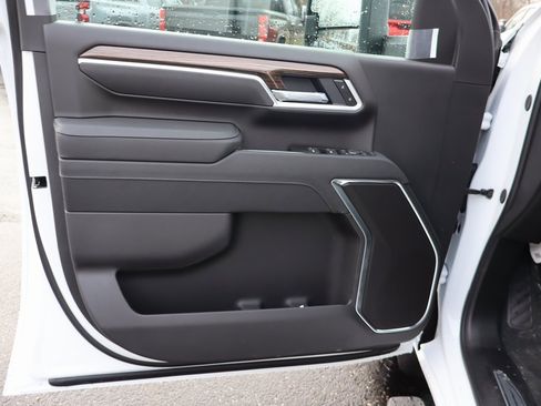 New 2026 Chevrolet Silverado 3500 LT w/ All Star Edition image 4