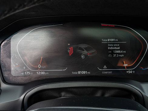 Used 2019 BMW 330i xDrive Sedan w/ Convenience Package image 31