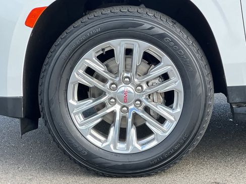 Used 2021 GMC Yukon SLT image 28