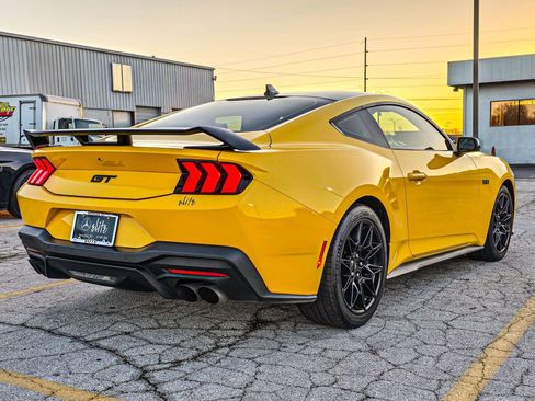Used 2024 Ford Mustang GT w/ GT Performance Package image 6