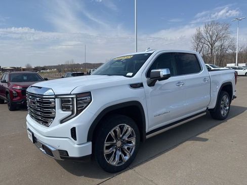 Used 2024 GMC Sierra 1500 Denali w/ Denali Reserve Package image 10