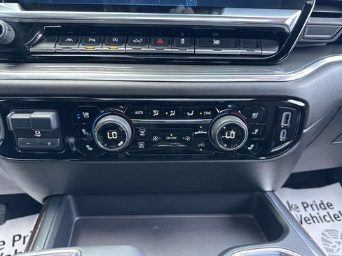 Used 2025 Chevrolet Silverado 1500 High Country w/ High Country Premium Package AWD/4WD image 78