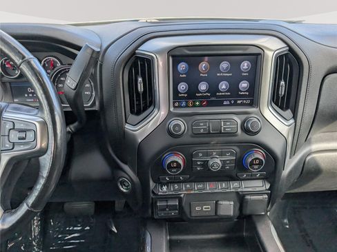 Used 2019 Chevrolet Silverado 1500 LT Trail Boss AWD/4WD image 17