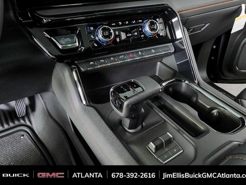 New 2026 GMC Sierra 1500 AT4 w/ AT4 Premium Package AWD/4WD image 18