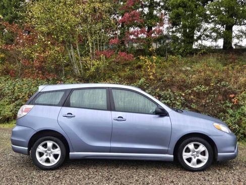Used 2006 Toyota Matrix XR image 8